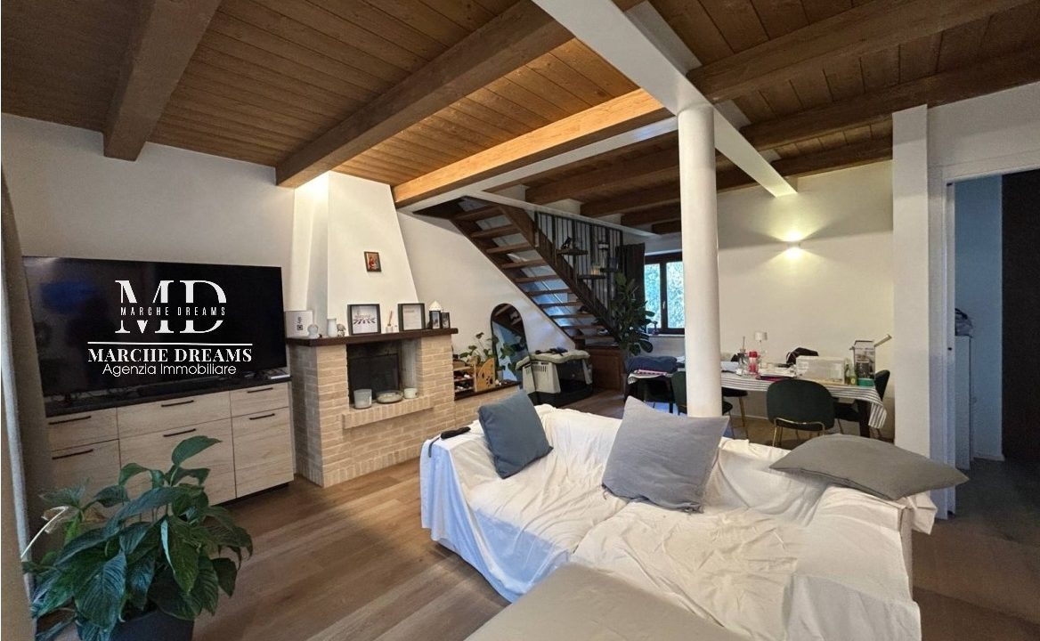 10 ABITAZIONE PIANO SUPERIORE